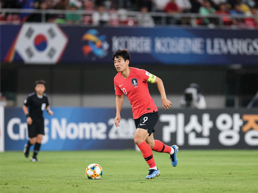 孙兴慜父亲:韩国足球落后日本,侥幸胜利恐害韩国足球 孙兴慜父亲:韩国足球落后日本,侥幸胜利恐害韩国足球